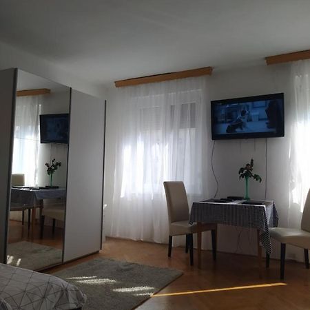 Dom Ter Apartman Apartment Szeged Exterior photo