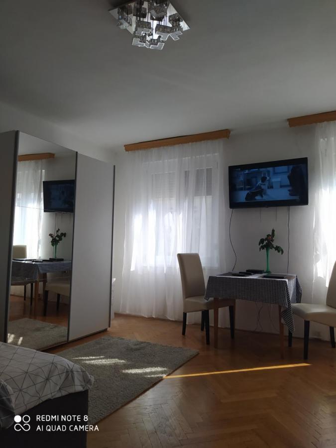 Dom Ter Apartman Apartment Szeged Exterior photo